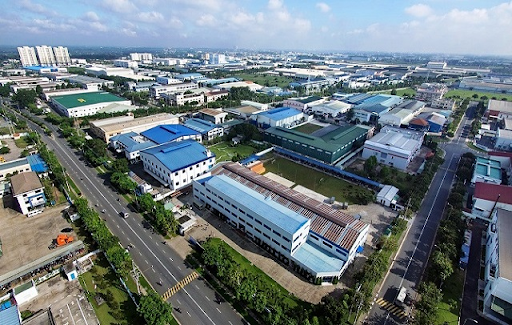 Nhà máy xi măng Thịnh Sơn đặt tại Khu công nghiệp Thịnh Sơn, huyện Thường Tín